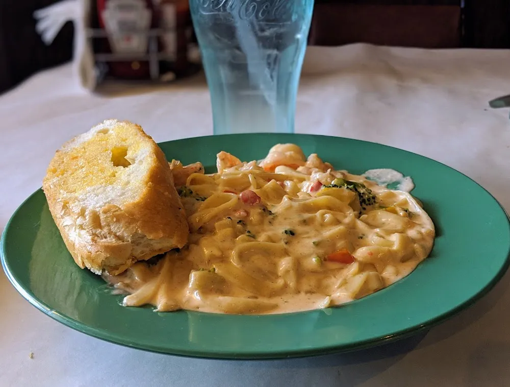 Garlic Shrimp Pasta